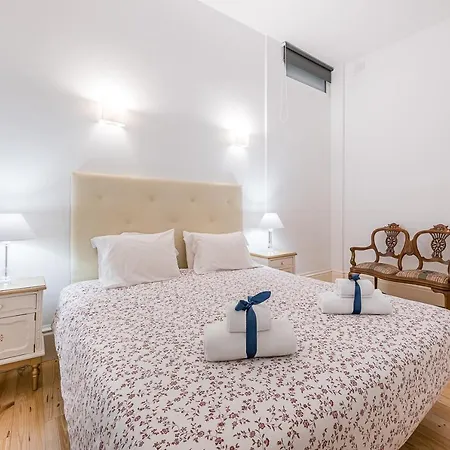 Olivia Sto Ildefonso - 3 Apartment
